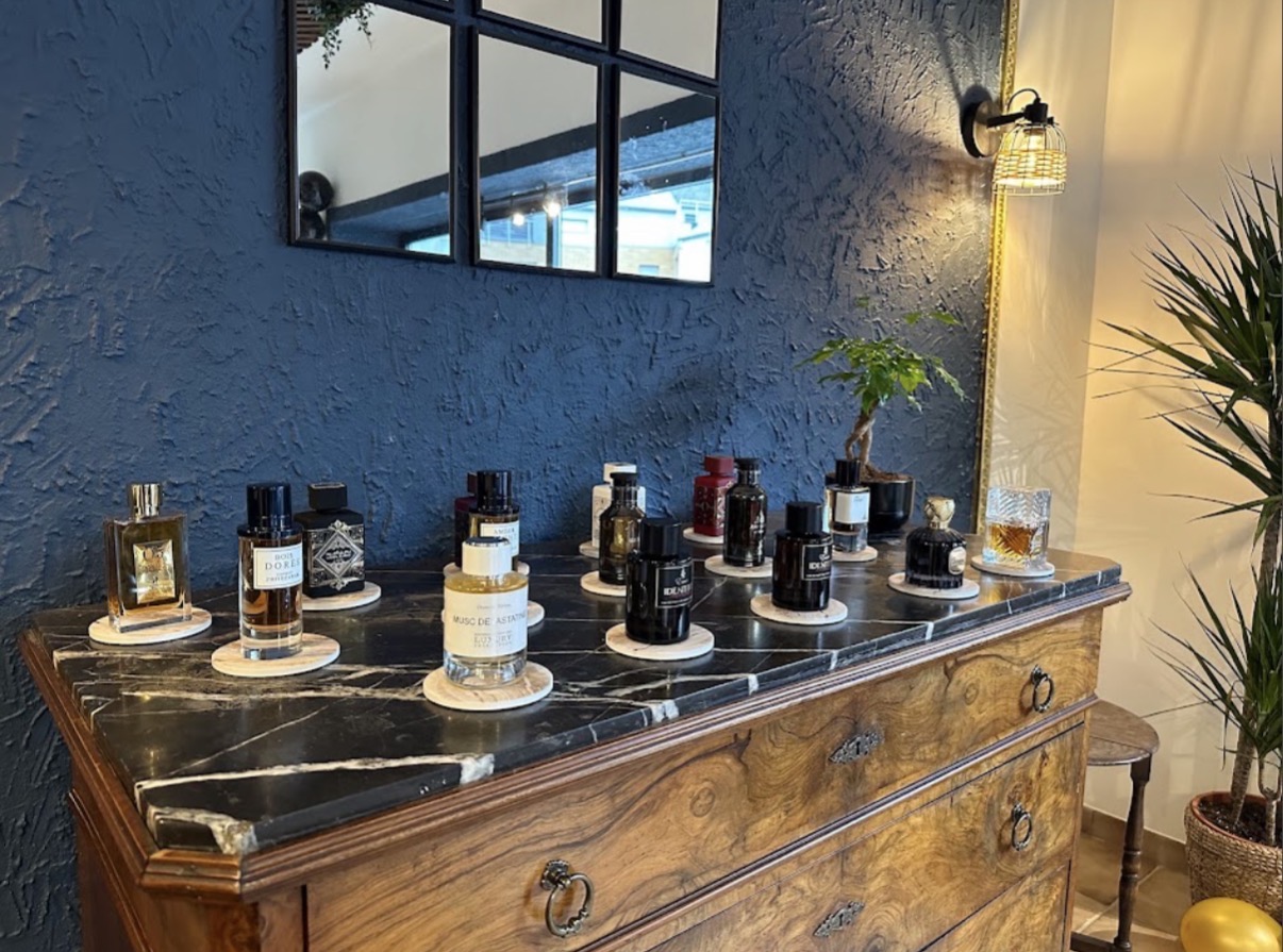 Intérieur de la boutique Parfum 352 à Belvaux
